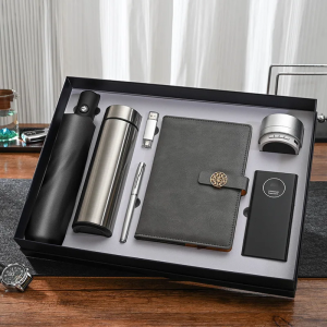Promotional Custom Fashion Unique Business Creative Activity Practical Set 7 in 1 Business Gift Set